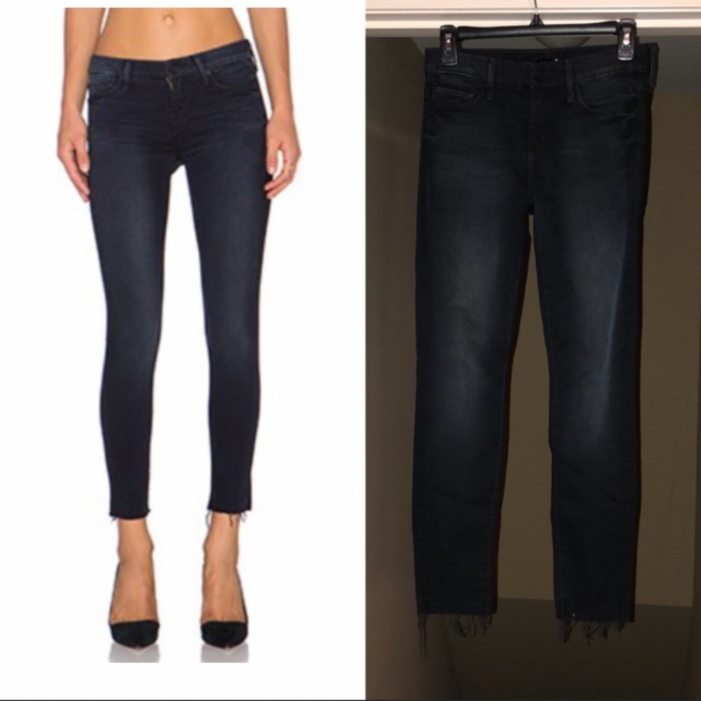 MOTHER Looker Ankle Fray Jeans in “Kiss in the Dark”, Size 25.